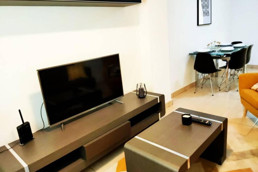 Donoso Cortes Apartment - Alicante Dış mekan fotoğraf
